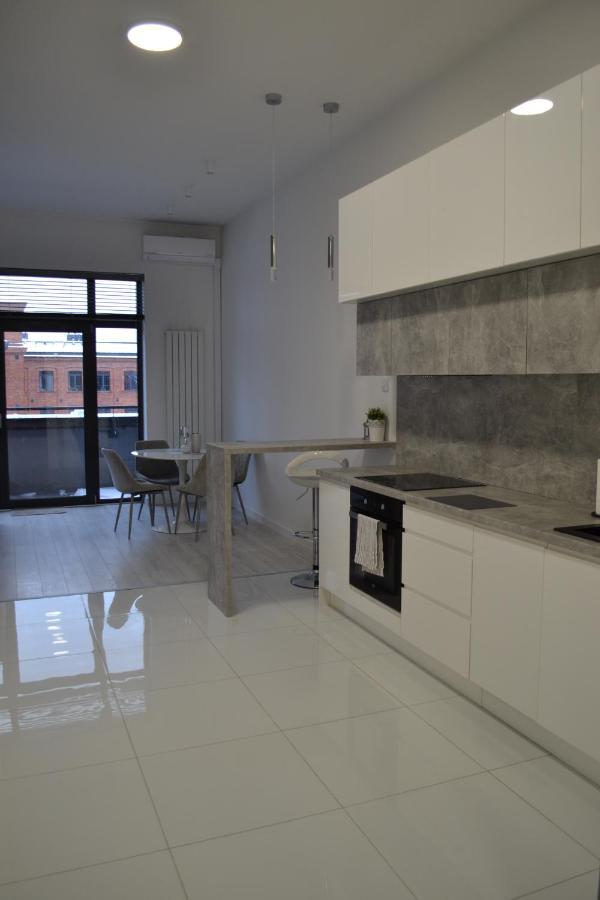 우치 Exclusive Loft Tymienieckiego Street 아파트 외부 사진